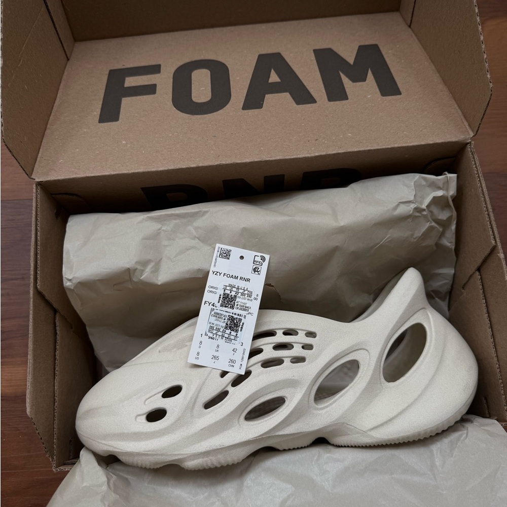 Yeezy Foam Runner